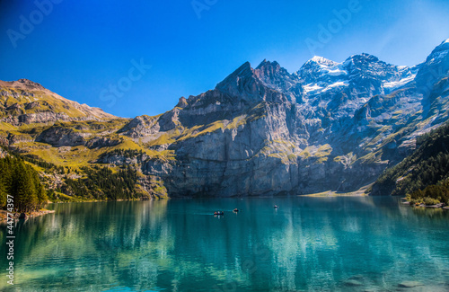 Oeschinen湖，坎德施特格，瑞士