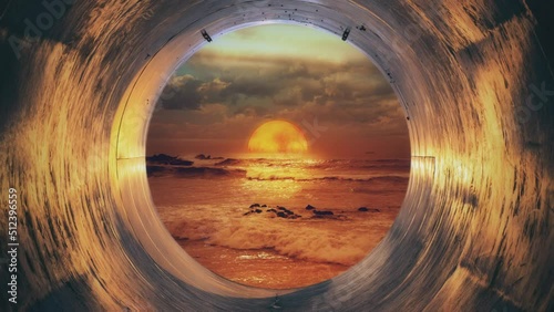 在管道隧道内观看日落海浪放大